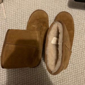koolaburra brown uggs